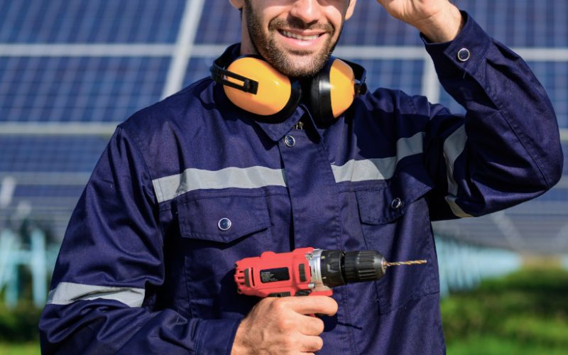 engineer-K4R22GQ.jpg